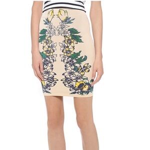 Bcbg Cambrie bandage skirt size small